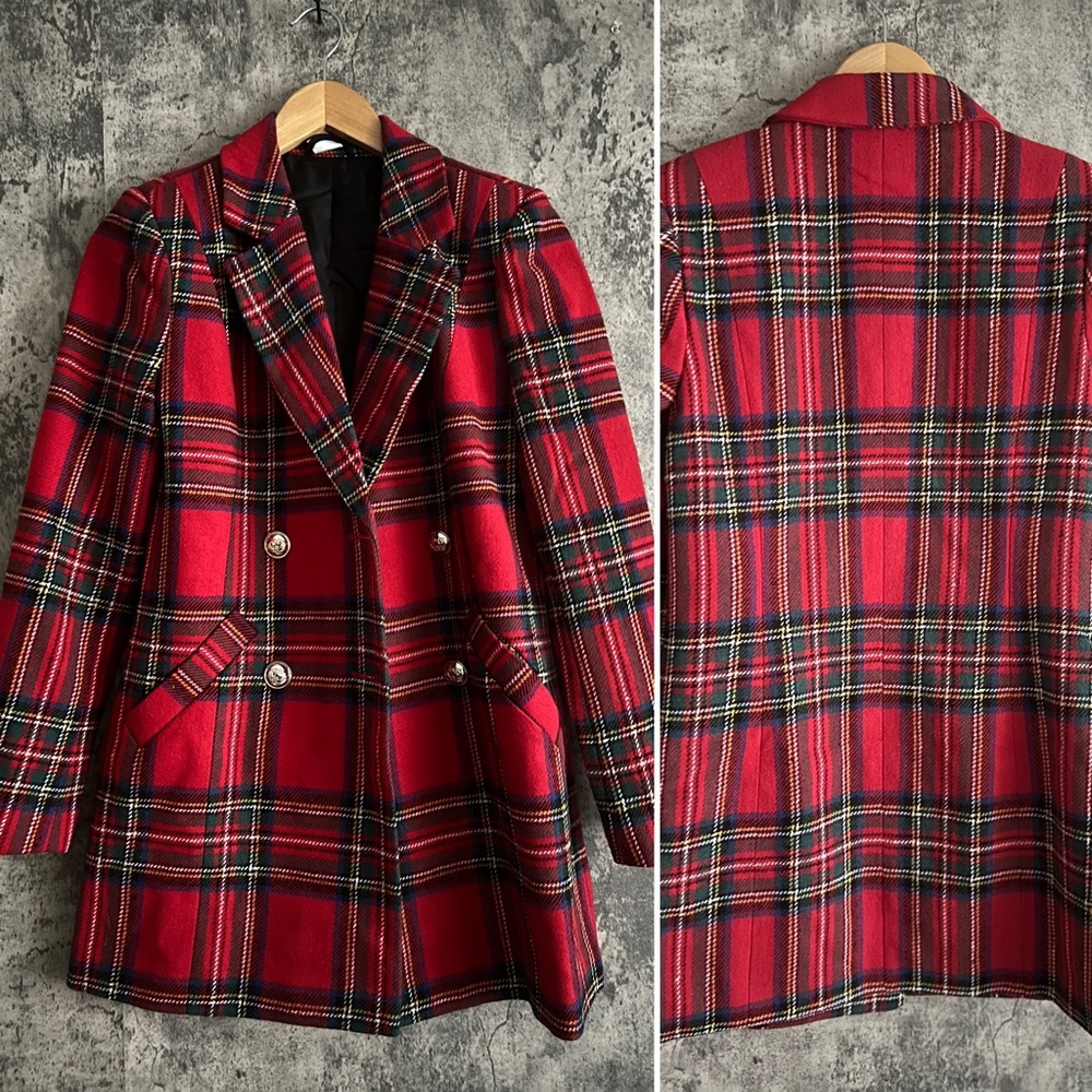 VENUS Red and Green Suit Jacket